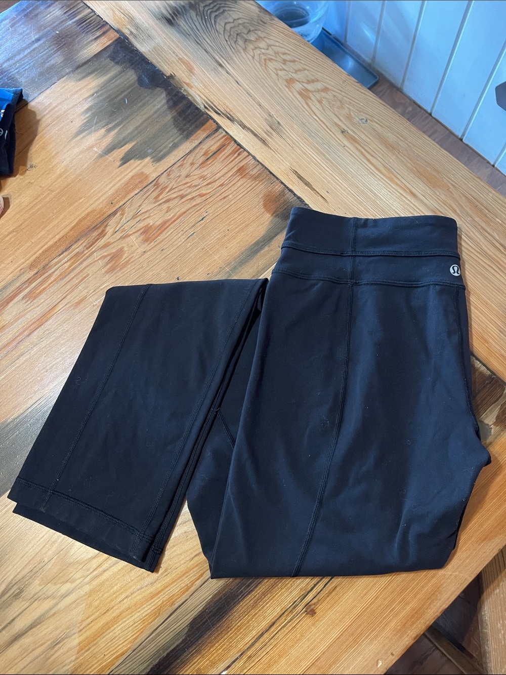 lululemon black straight leggings